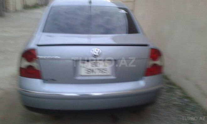 Volkswagen Passat 2003, 220,000 km - 1.8 l - Sumqayıt