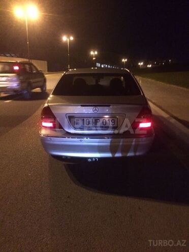 Mercedes C 200 2003, 250,000 km - 2.0 l - Bakı