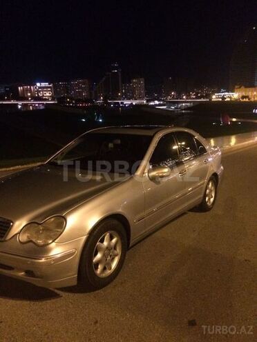 Mercedes C 200 2003, 250,000 km - 2.0 l - Bakı