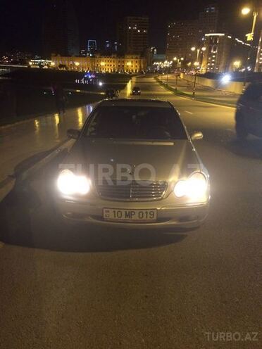 Mercedes C 200 2003, 250,000 km - 2.0 l - Bakı