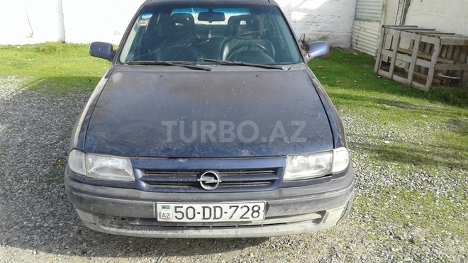 Opel Astra 1995, 1,235,685 km - 1.6 l - Sumqayıt