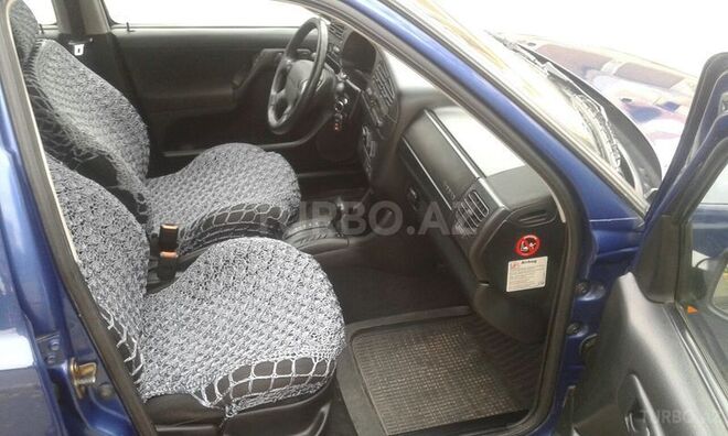 Volkswagen Golf 1996, 205,983 km - 2.0 л - Bakı