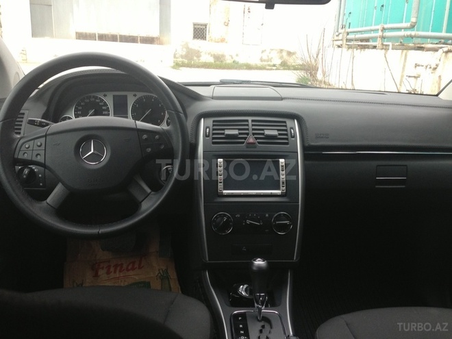 Mercedes B 170 2010, 64,000 km - 1.7 l - Bakı