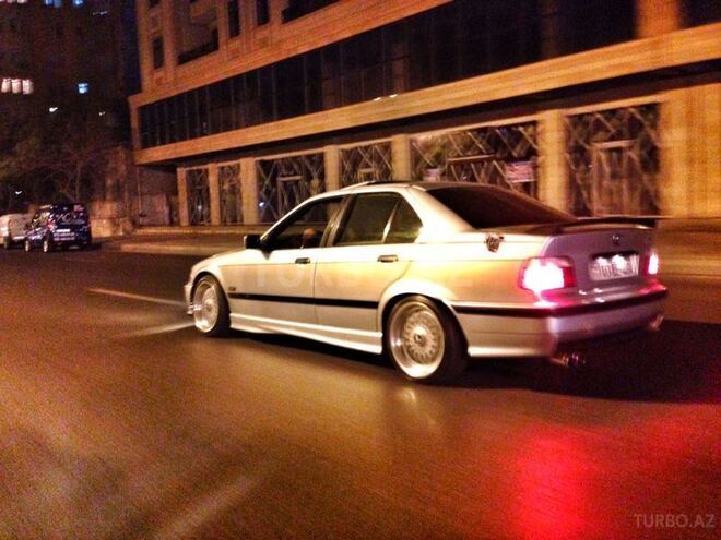 BMW 328 1995, 333,333 km - 2.8 l - Bakı