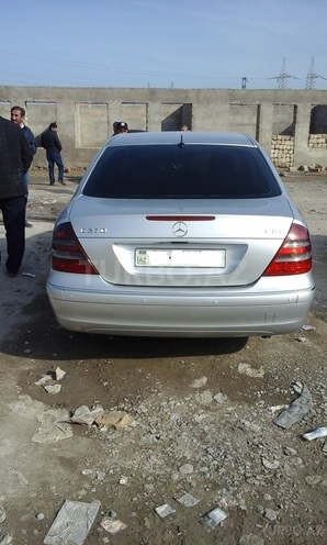 Mercedes E 270 2002, 473,000 km - 2.7 l - Bakı