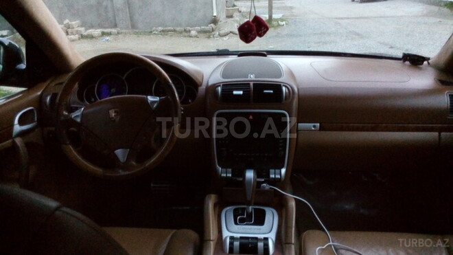 Porsche Cayenne 2005, 186,000 km - 4.5 l - Xırdalan
