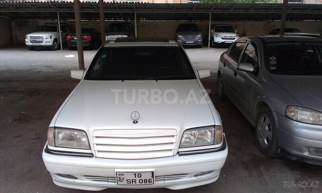 Mercedes C 230 1999, 233,000 km - 2.3 l - Bakı