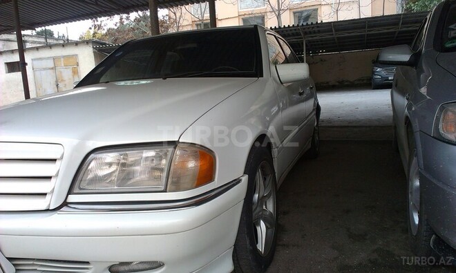 Mercedes C 230 1999, 233,000 km - 2.3 l - Bakı