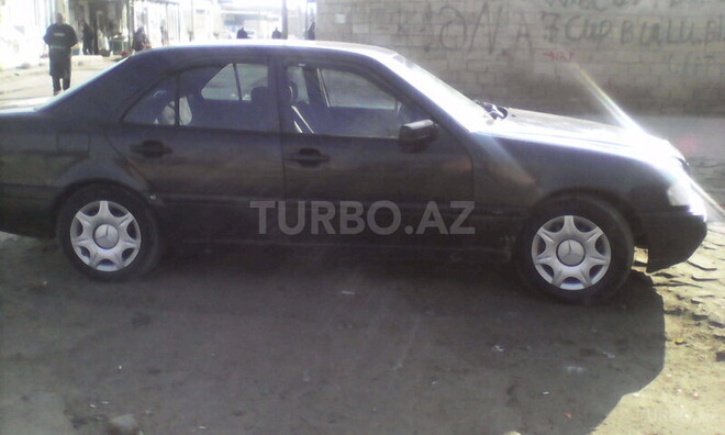 Mercedes C 220 1994, 500,000 km - 2.2 l - Bakı