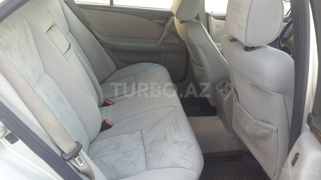 Mercedes E 230 1995, 442,000 km - 2.3 l - Bakı