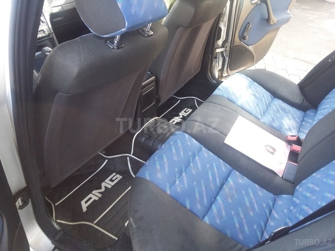 Mercedes C 220 1998, 290,000 km - 2.2 л - Bakı