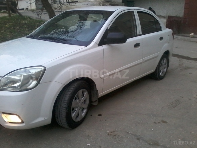 Kia Rio 2009, 281,000 km - 1.4 l - Bakı