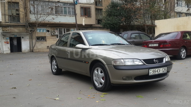 Opel Vectra 1996, 350,000 km - 1.8 l - Bakı