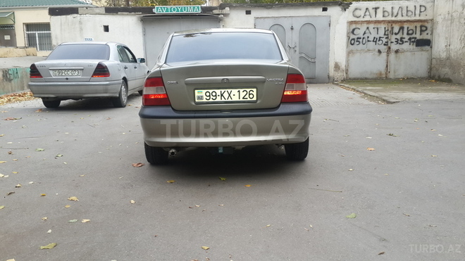 Opel Vectra 1996, 350,000 km - 1.8 l - Bakı