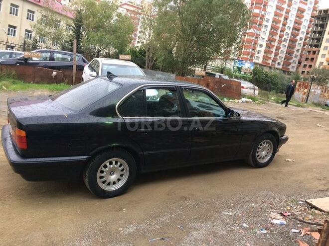 BMW 520 1992, 286,000 km - 2.0 l - Bakı