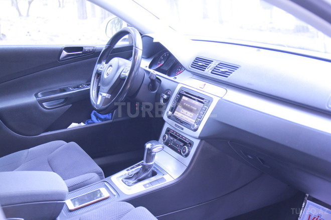 Volkswagen Passat 2010, 145,000 km - 1.8 л - Bakı