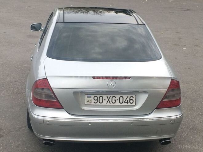 Mercedes E 320 2003, 228,000 km - 3.2 л - Sumqayıt