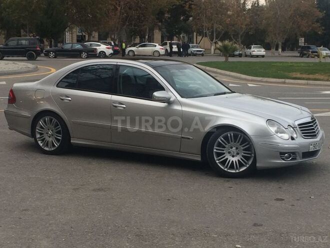 Mercedes E 320 2003, 228,000 km - 3.2 л - Sumqayıt