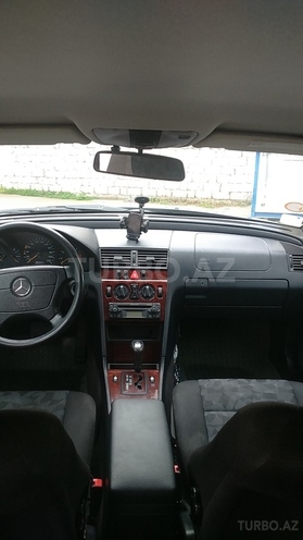 Mercedes C 220 1999, 280,000 km - 2.2 l - Bakı