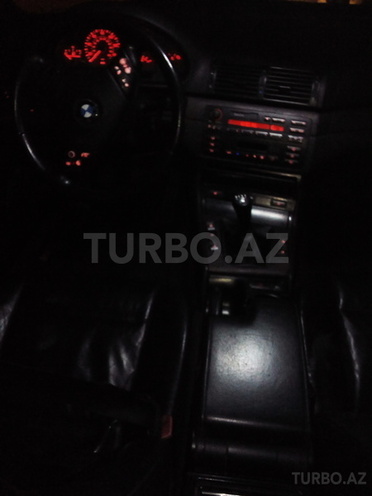 BMW 325 1999, 132,000 km - 2.5 l - Bakı