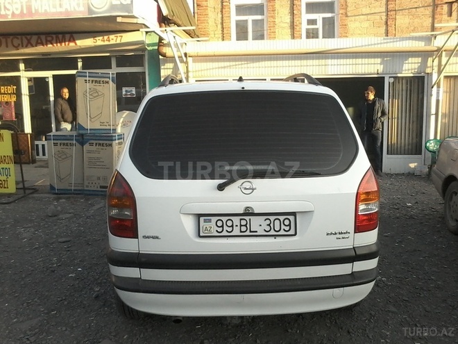 Opel Zafira 2000, 400,000 km - 0.2 l - Zaqatala