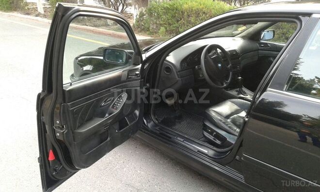 BMW 525 2002, 220,000 km - 2.5 l - Sumqayıt