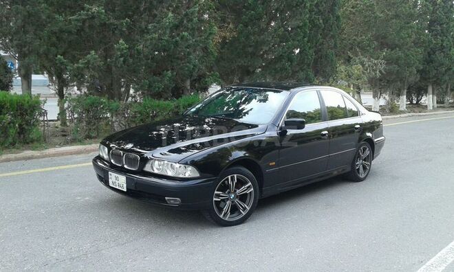 BMW 525 2002, 220,000 km - 2.5 l - Sumqayıt