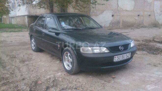 Opel Vectra 1997, 270,000 km - 1.6 l - Sumqayıt