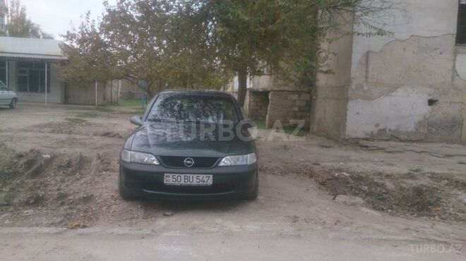 Opel Vectra 1997, 270,000 km - 1.6 l - Sumqayıt