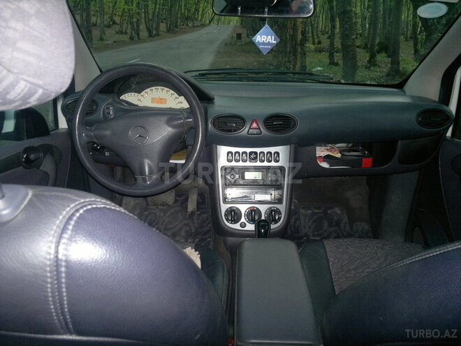 Mercedes A 160 2002, 145,000 km - 1.6 l - Quba