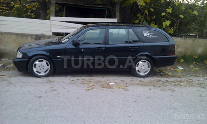 Mercedes C 220 1999, 285,000 km - 2.2 l - Bakı