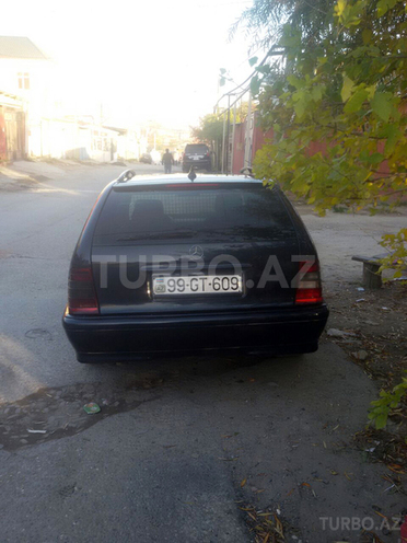 Mercedes C 220 1999, 285,000 km - 2.2 l - Bakı