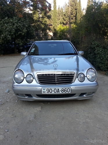 Mercedes E 320 2000, 302,000 km - 3.2 l - Bakı