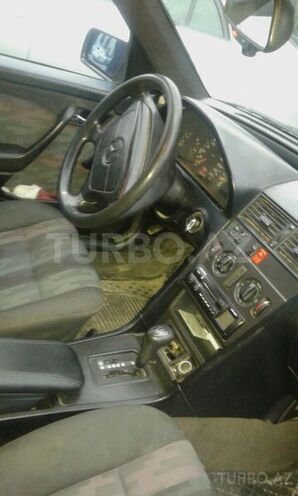 Mercedes C 180 1995, 358,000 km - 1.8 l - Bakı