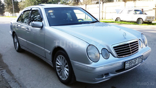 Mercedes E 270 2000, 268,000 km - 2.7 l - Bakı
