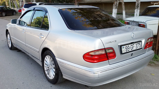 Mercedes E 270 2000, 268,000 km - 2.7 l - Bakı