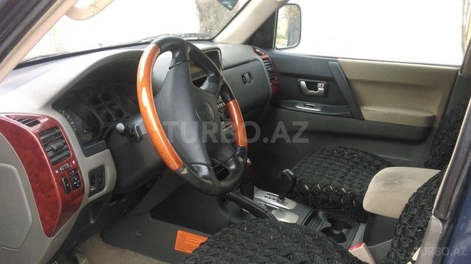 Mitsubishi Pajero 2003, 208,556 km - 3.0 l - Bakı