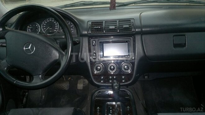 Mercedes ML 270 2005, 304,000 km - 2.7 l - Bakı