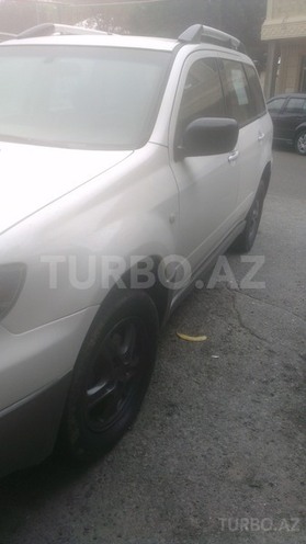 Mitsubishi Outlander 2002, 136,000 km - 2.4 л - Bakı