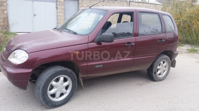 Chevrolet Niva 2004, 324,652 km - 1.7 л - Sumqayıt
