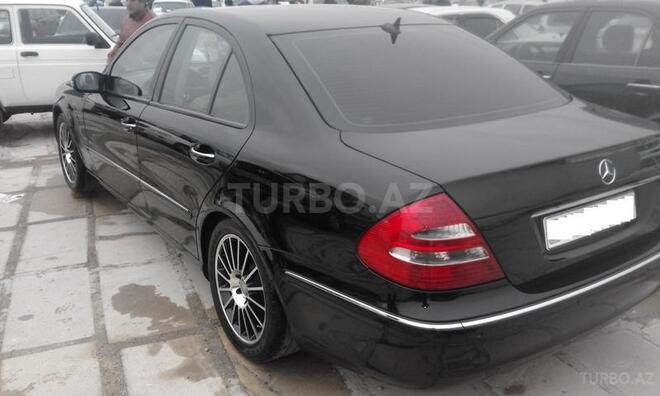Mercedes E 270 2002, 222,525 km - 2.7 л - Sumqayıt
