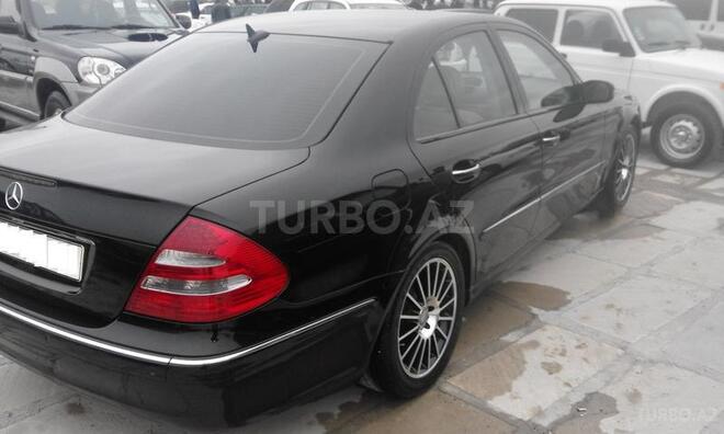 Mercedes E 270 2002, 222,525 km - 2.7 л - Sumqayıt