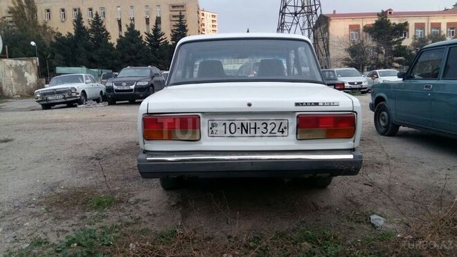 LADA (VAZ) 2107 2004, 89,000 km - 1.6 л - Bakı