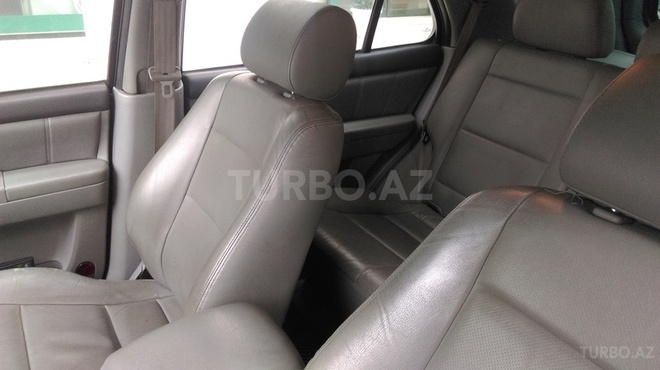 Kia Sorento 2004, 282,000 km - 2.5 l - Bakı