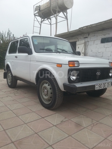 LADA (VAZ) Niva 2008, 195,000 km - 1.7 l - Salyan