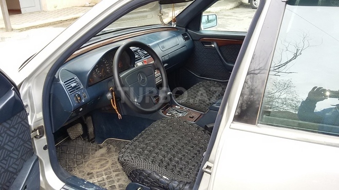 Mercedes C 180 1993, 5,570,000 km - 1.8 l - Bakı