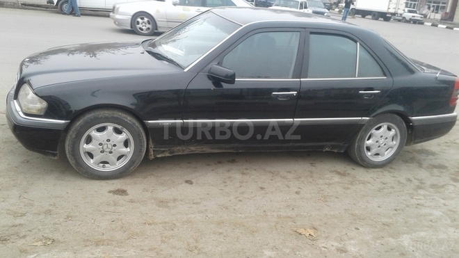 Mercedes C 200 1994, 235,000 km - 0.2 l - İmişli