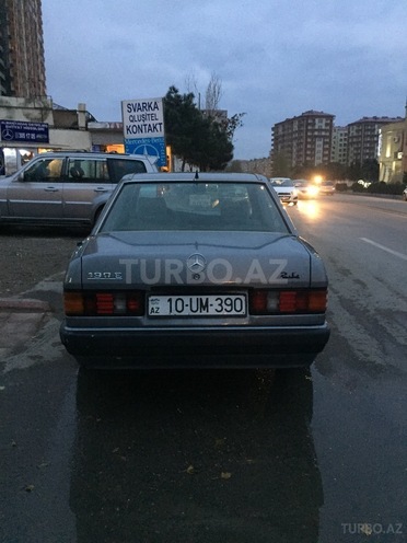 Mercedes 190 1993, 328,729 km - 2.0 л - Bakı