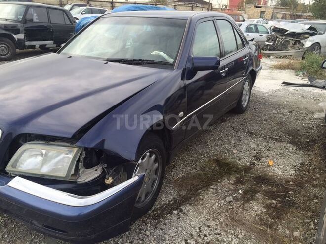 Mercedes C 230 1997, 198,000 km - 2.3 л - Bakı