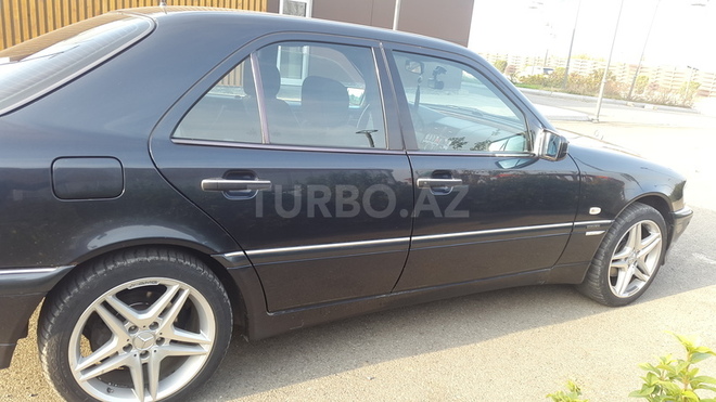 Mercedes C 240 2000, 331,165 km - 2.4 l - Şəmkir
